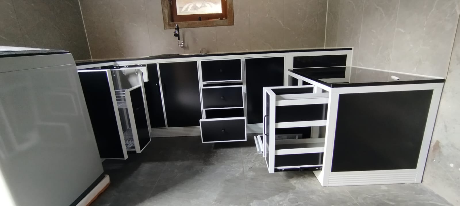 Kitchen set aluminium custom ukuran dapur