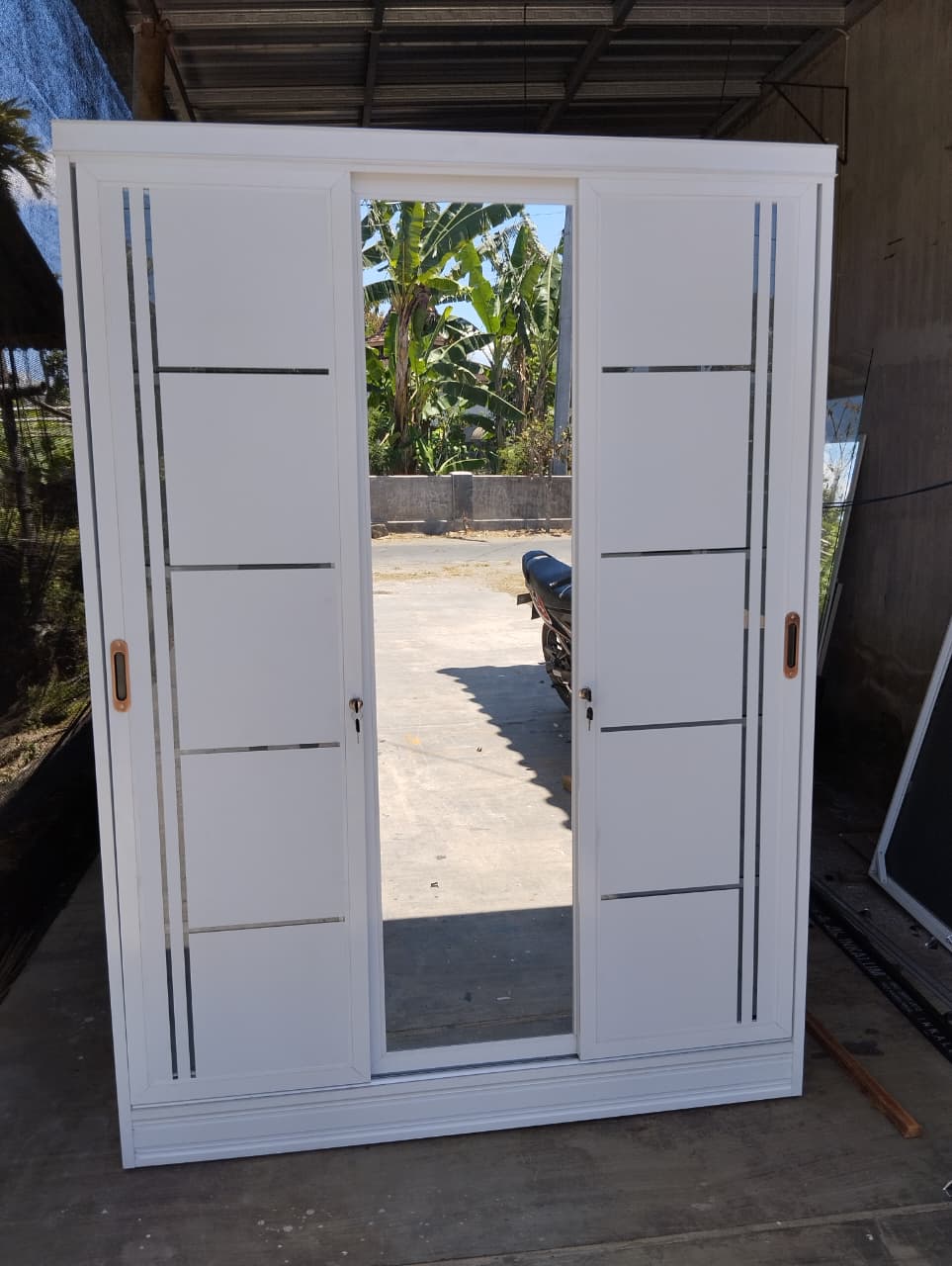Lemari aluminium untuk kamar tidur