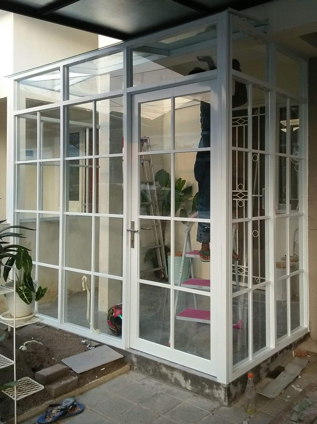 Pintu aluminium dan kaca untuk rumah